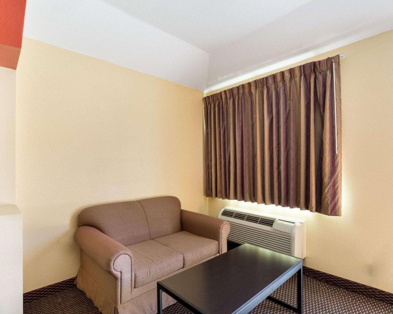 Rodeway Inn & Suites Humble Zewnętrze zdjęcie